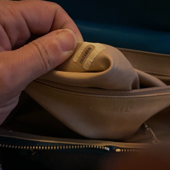 Vintage CHANEL Turquoise Quilted Vanity Handbag - Picture 14 of 15